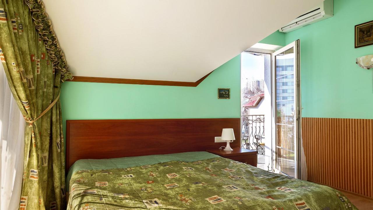 Marta Hotel *