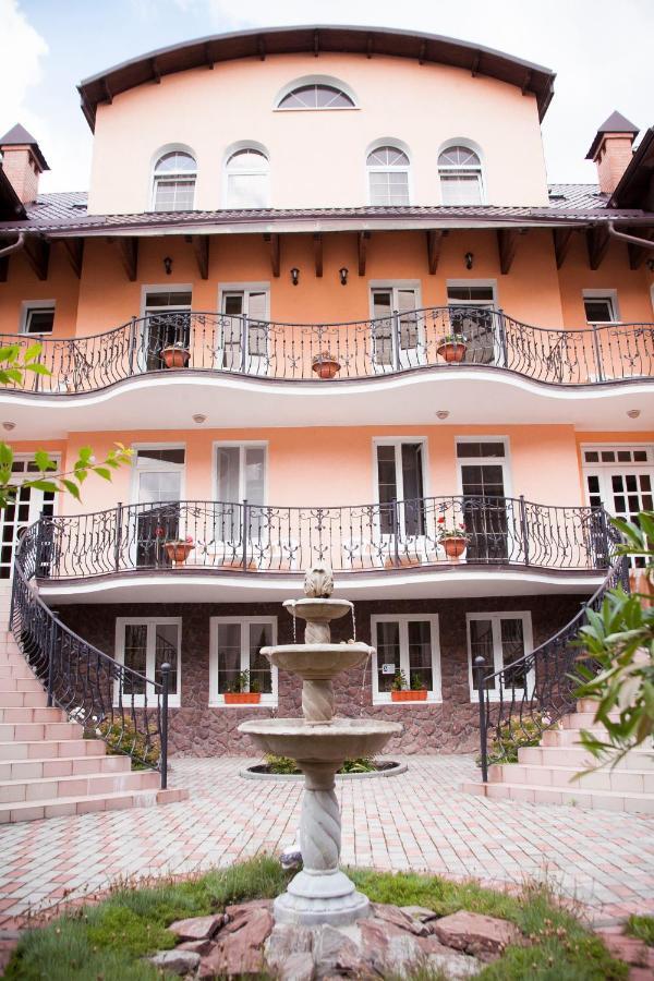 Otel Marta *